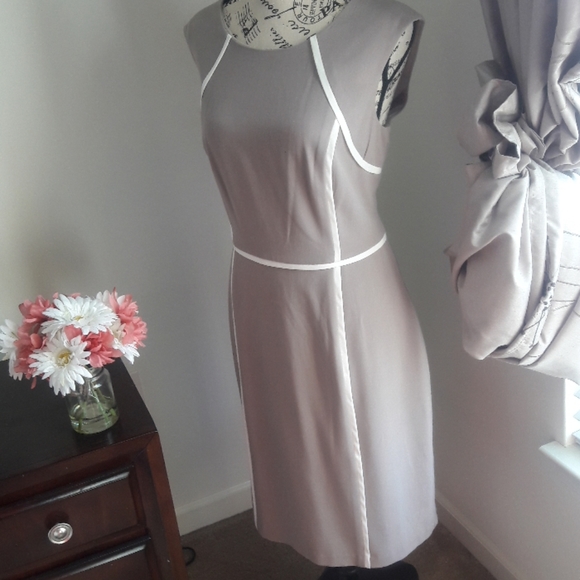 Dress - Picture 2 of 3